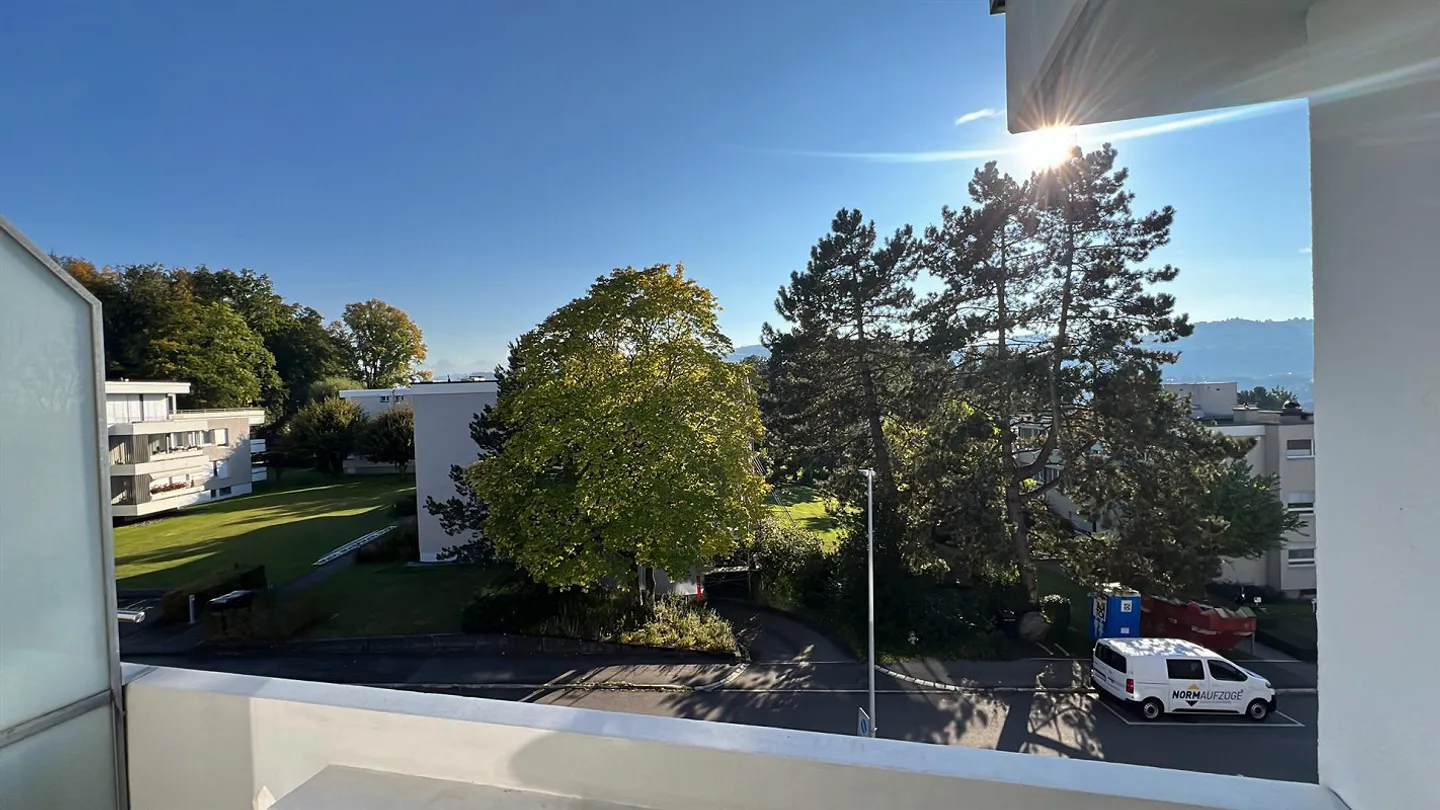 Appartement lumineux de 2,5 pièces avec vue à Muri près de Berne - Photo 1 sur 11