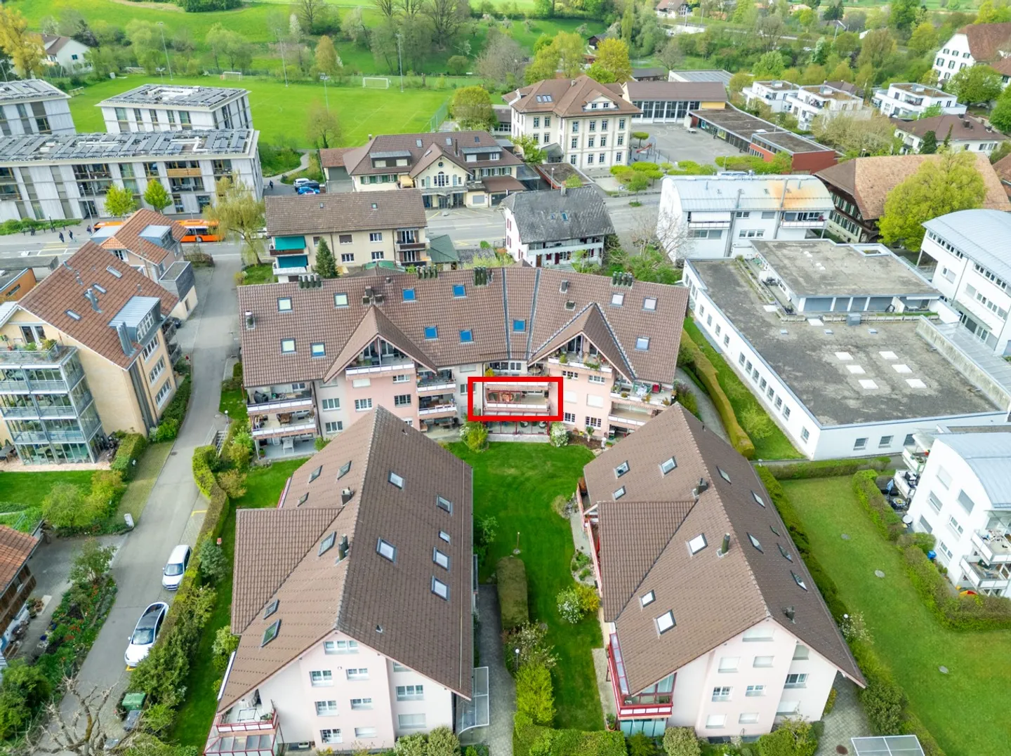 Schöne 3.5-Zimmer-Wohnung in ruhiger Lage von Münchenbuchsee - Foto 2 von 19