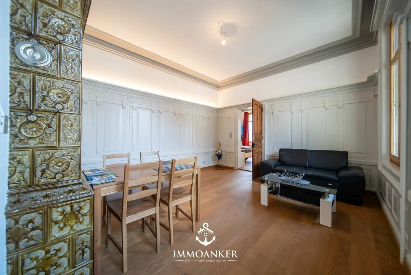 Directly on Lake Thun - Living, Working and Relaxing in an Absolutely Premium Location - Photo 8 of 13