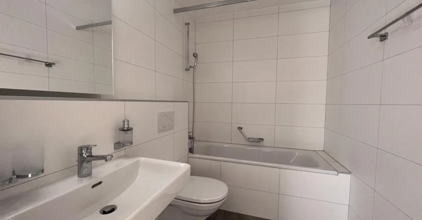 Superb 3.5-room apartment on the 3rd floor - Photo 6 of 8