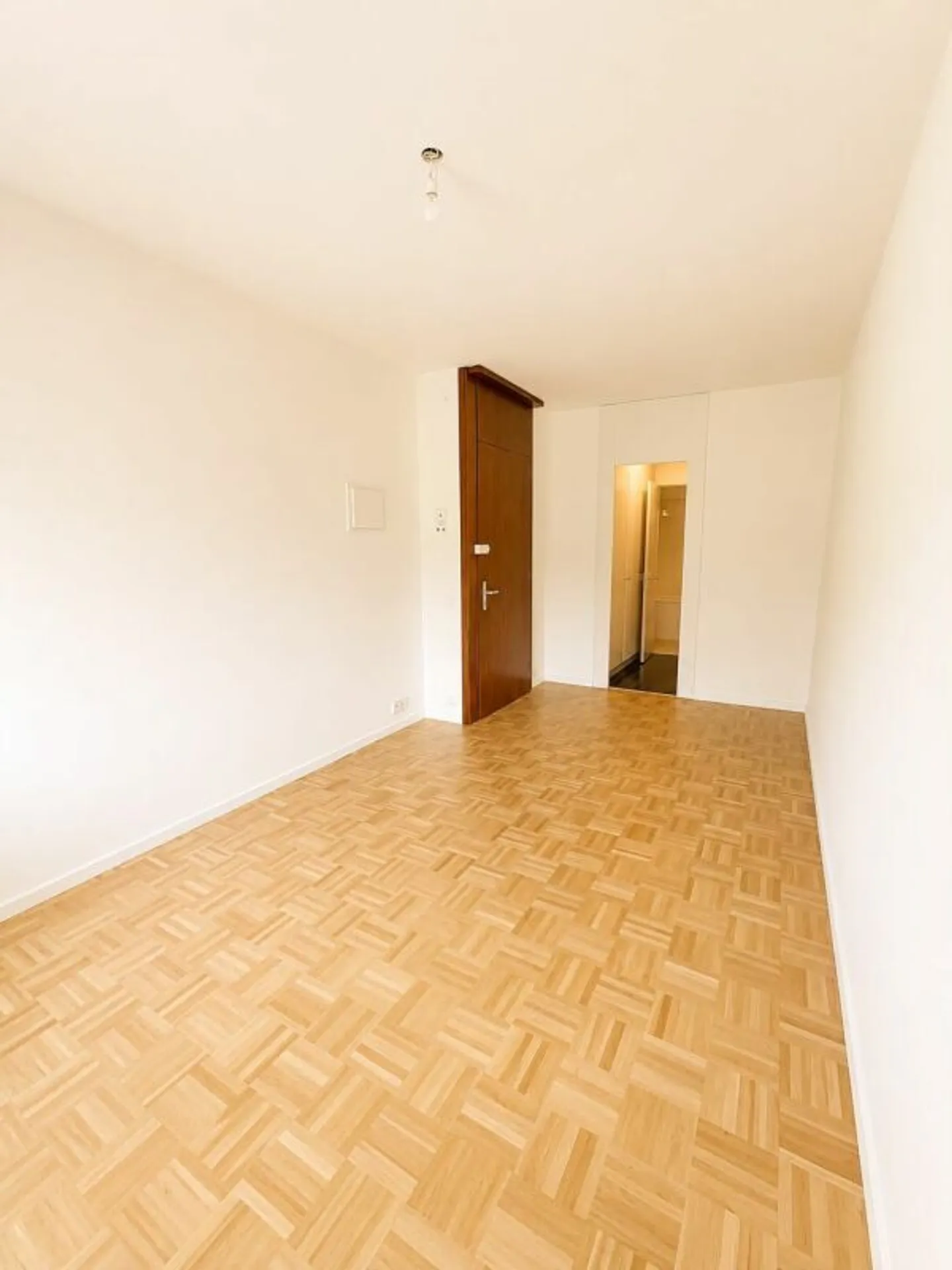 DRINGEND - Mietübernahme - Schönes Studio in ruhiger Umgebung - Foto 9 von 19