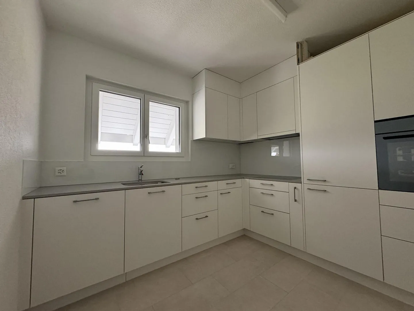 Nouvelle attique rénovée avec vue | Un endroit où il fait bon vivre... - Photo 3 sur 8