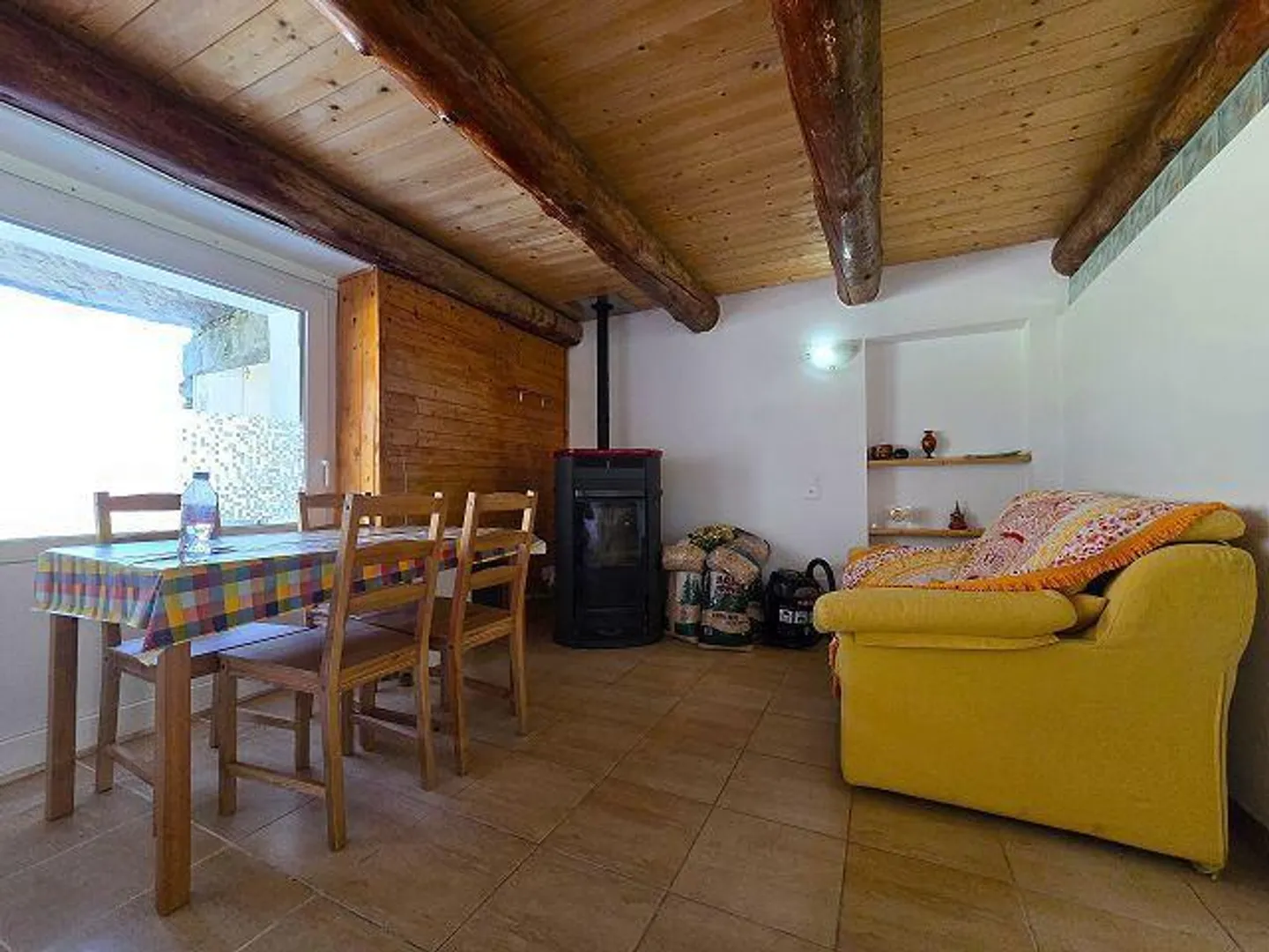 Rustic Duplex with Panoramic Views - Photo 4 of 13