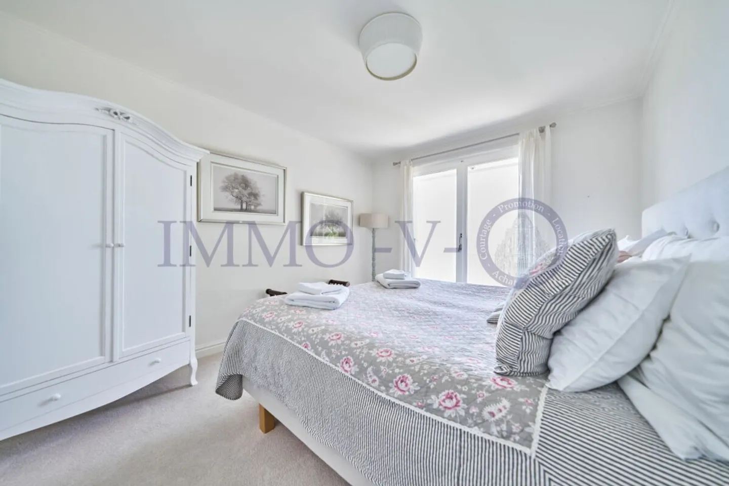 Exklusive Villa mit Pool - Foto 15 von 20