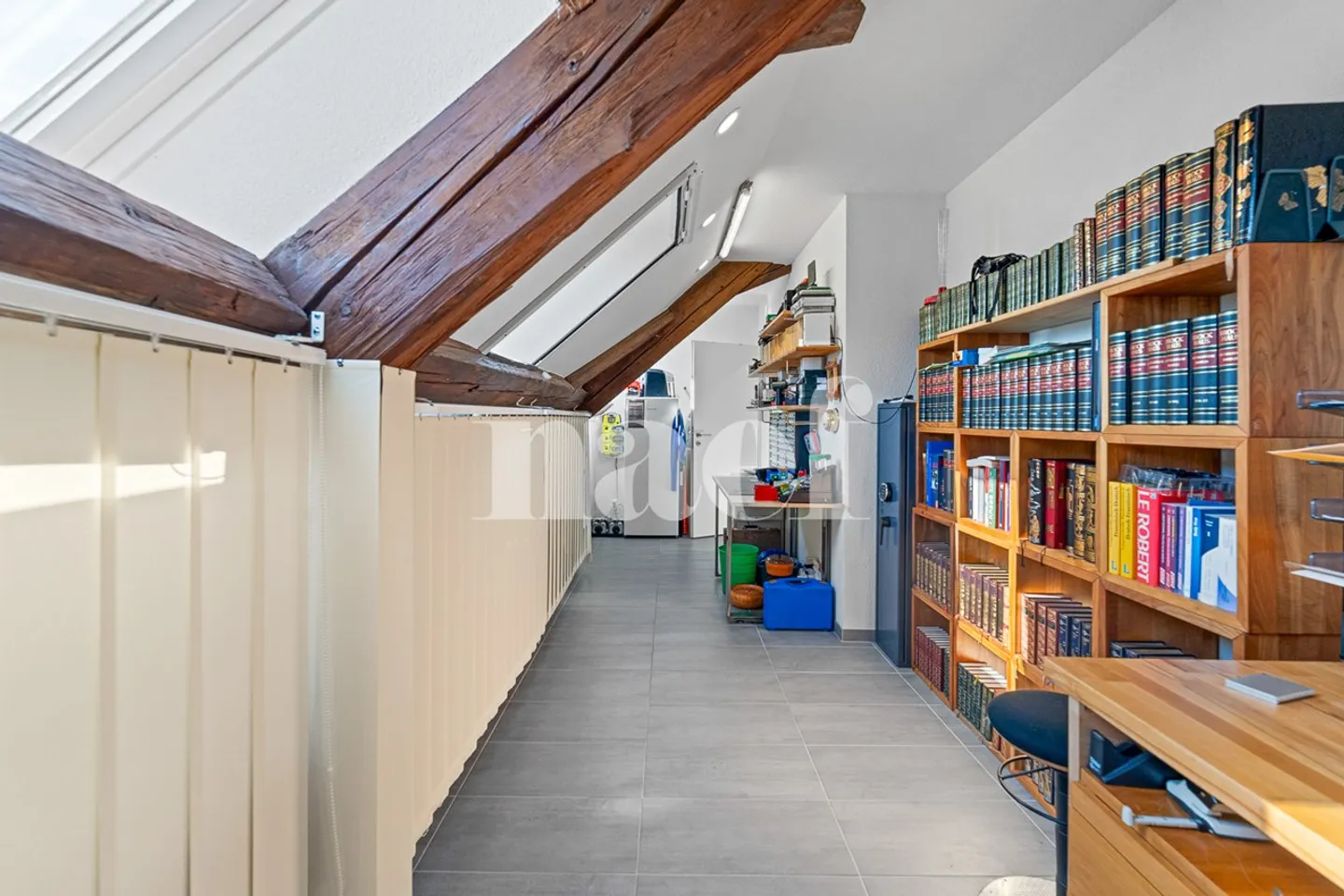 Apartment with 4 rooms in the attic in Cottens for sale - Photo 4 of 7