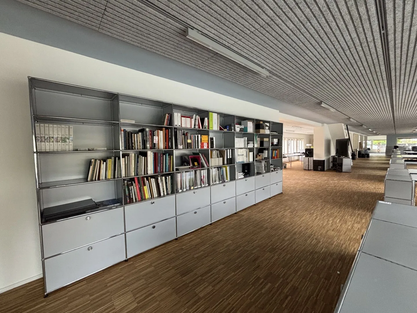 Spazio commerciale attraente in una posizione centrale a Langenthal (incluso il mobilio) - Foto 4 di 10