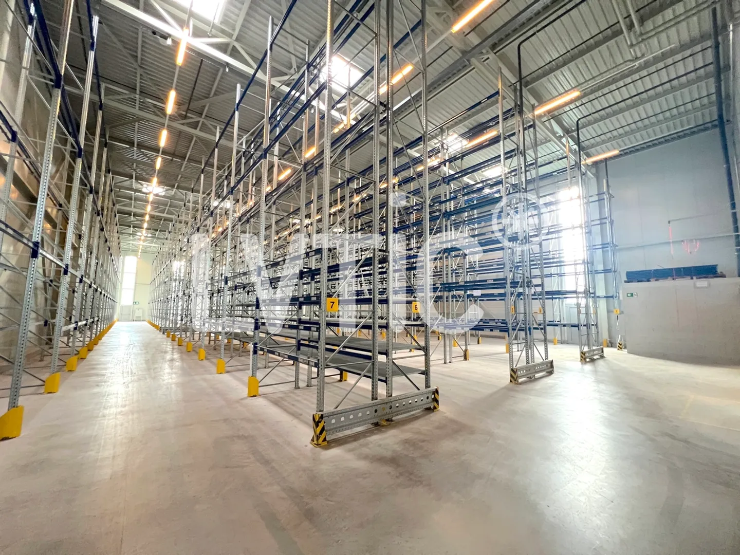 Capannone logistico di 1900 m2 in affitto vicino a Bussigny - Echandens - Foto 3 di 12