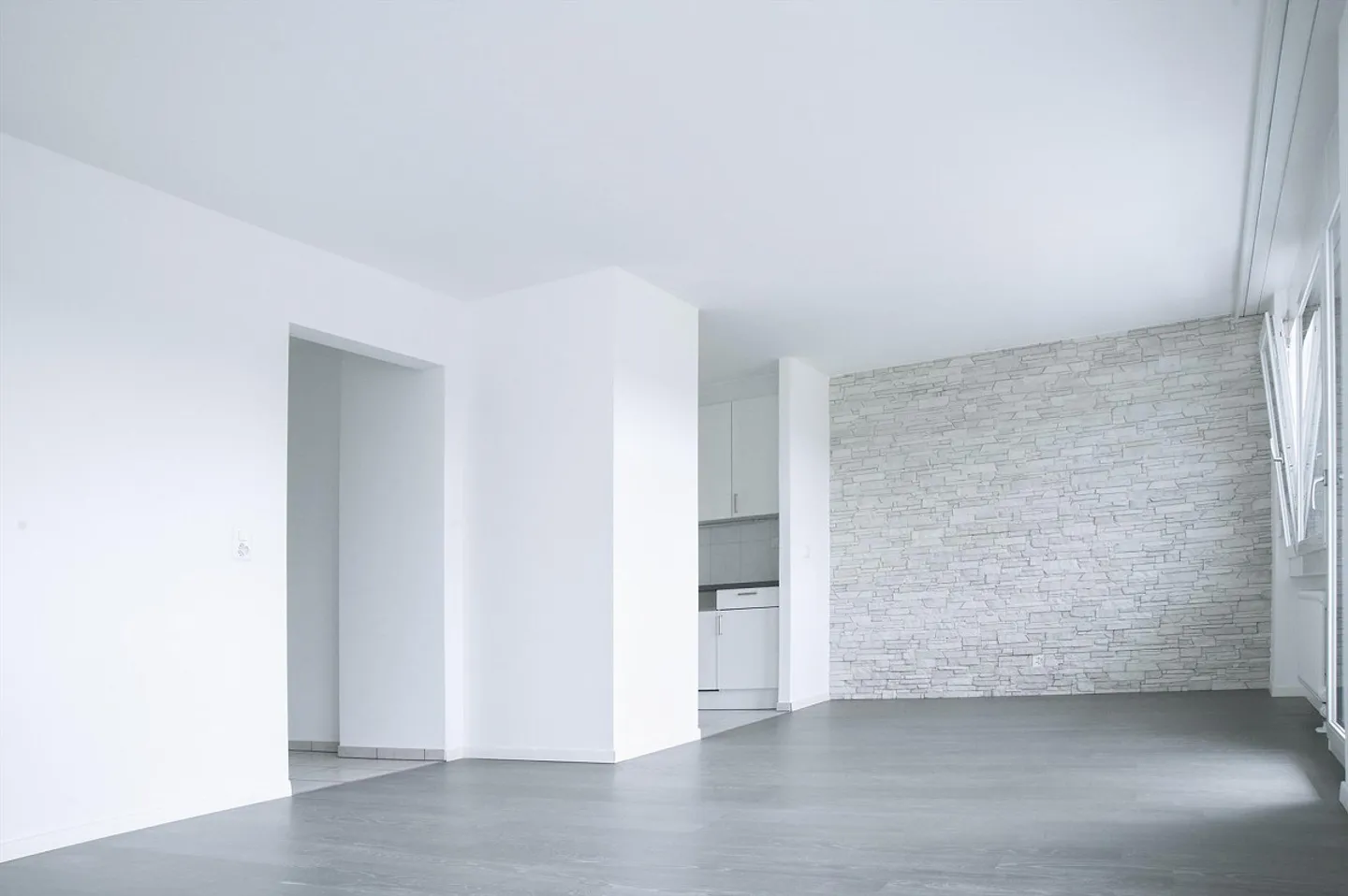 Modern 4.5-room apartment with large terrace for rent - Photo 5 of 9