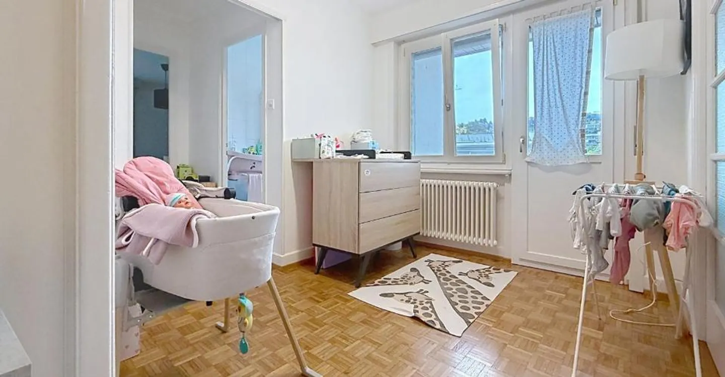 Pretty 2.5-room apartment in the heart of Lausanne - Photo 2 of 7