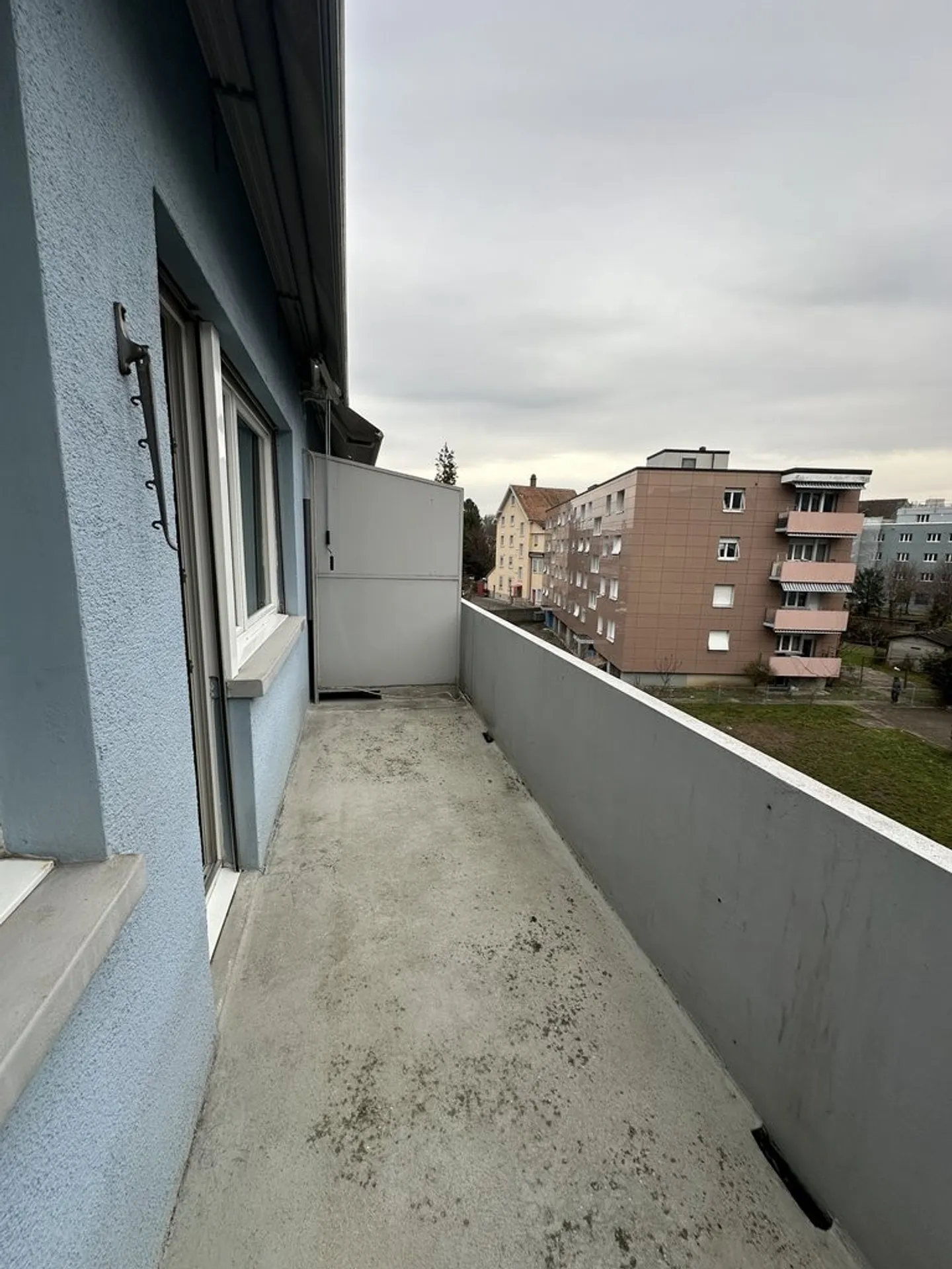 Charming 1.5-room apartment with balcony in the center of Biel - Photo 4 of 6