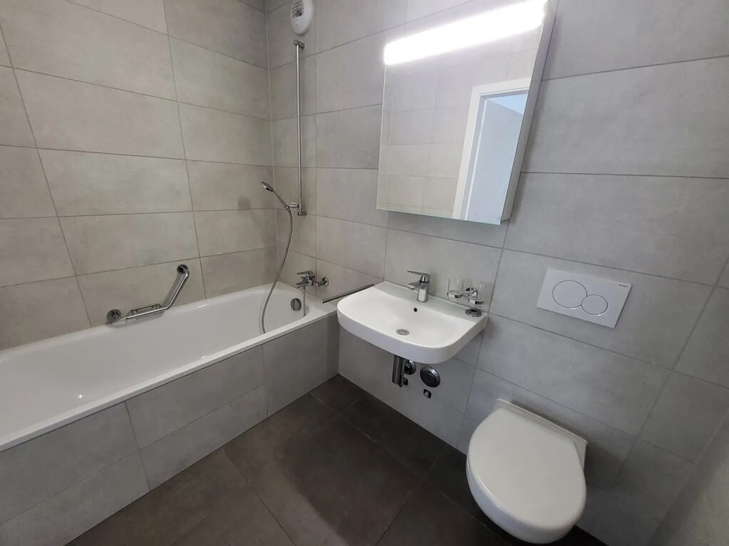 Magnificent 4.5-room apartment in a recent neighborhood - Photo 11 of 11