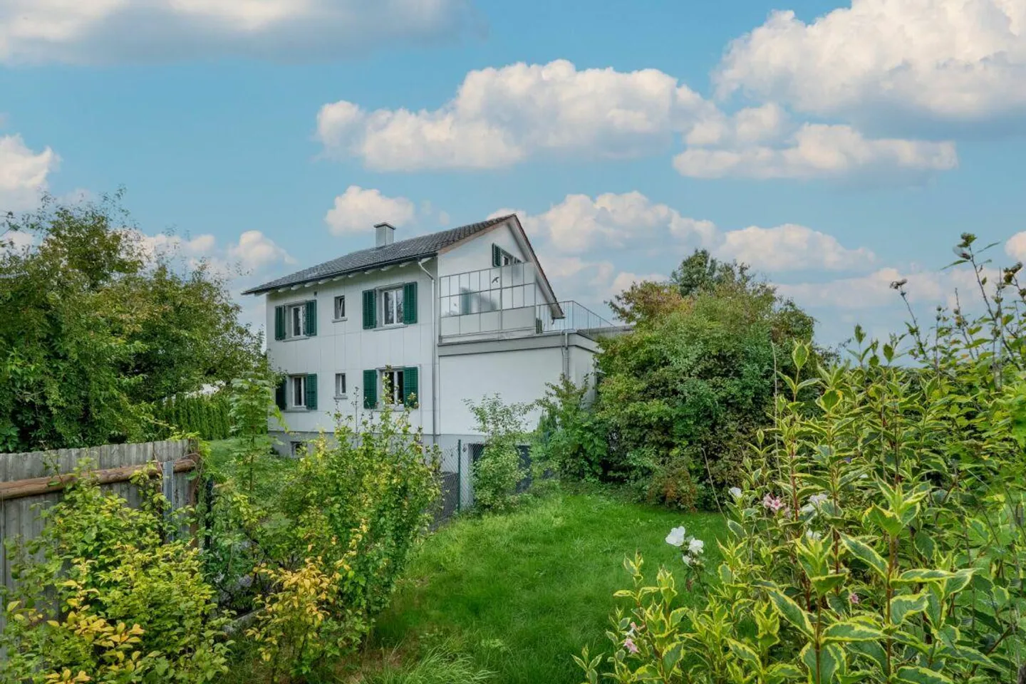 Freistehendes Haus mit Garten - Foto 2 von 11