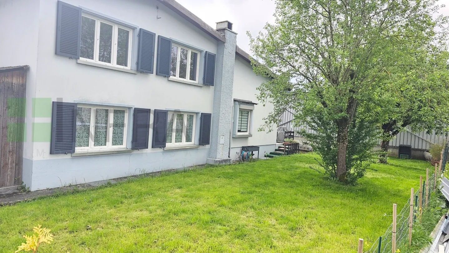 Large 2.5 rooms with garage, private laundry and garden! - Photo 12 of 13