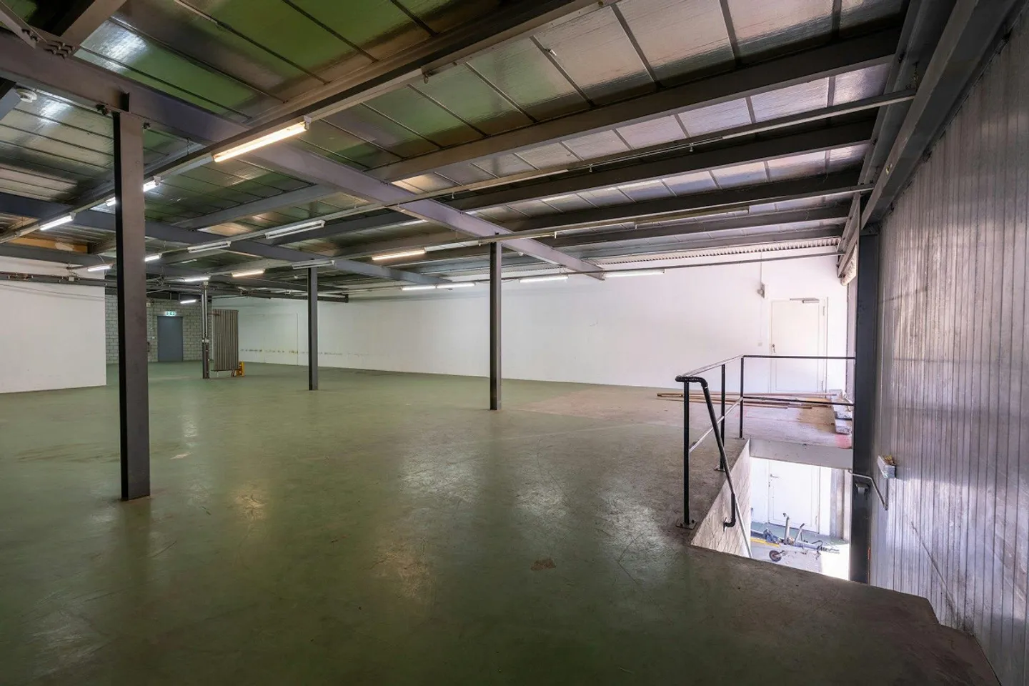 Commercial, Workshop, Storage Space - Photo 2 of 7