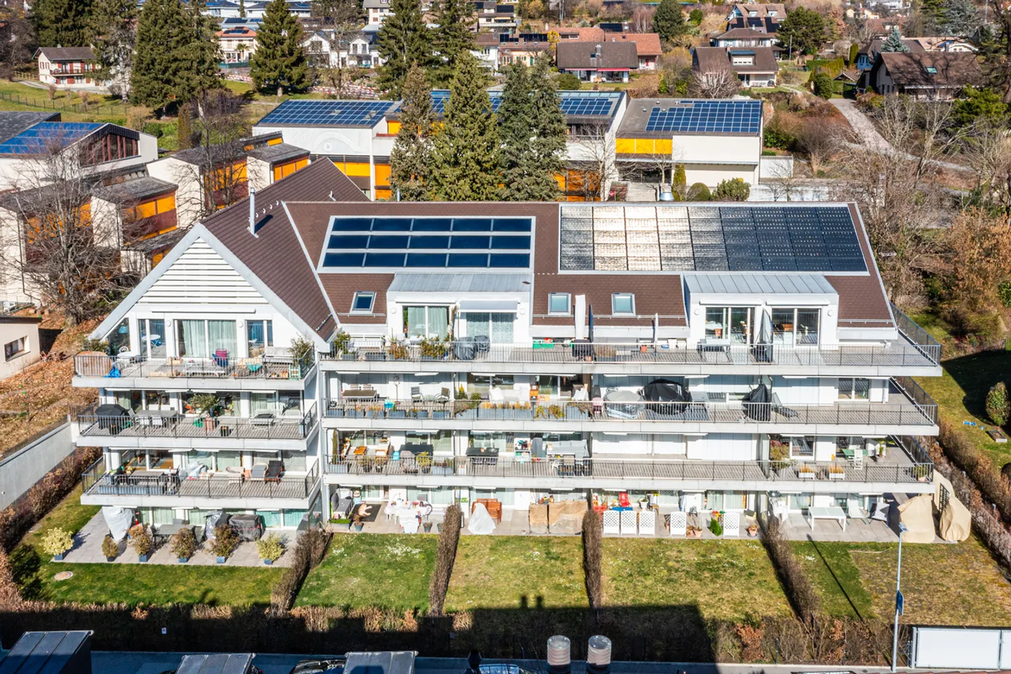 Vista lago e montagna! Servizi nelle vicinanze! - Foto 14 di 15