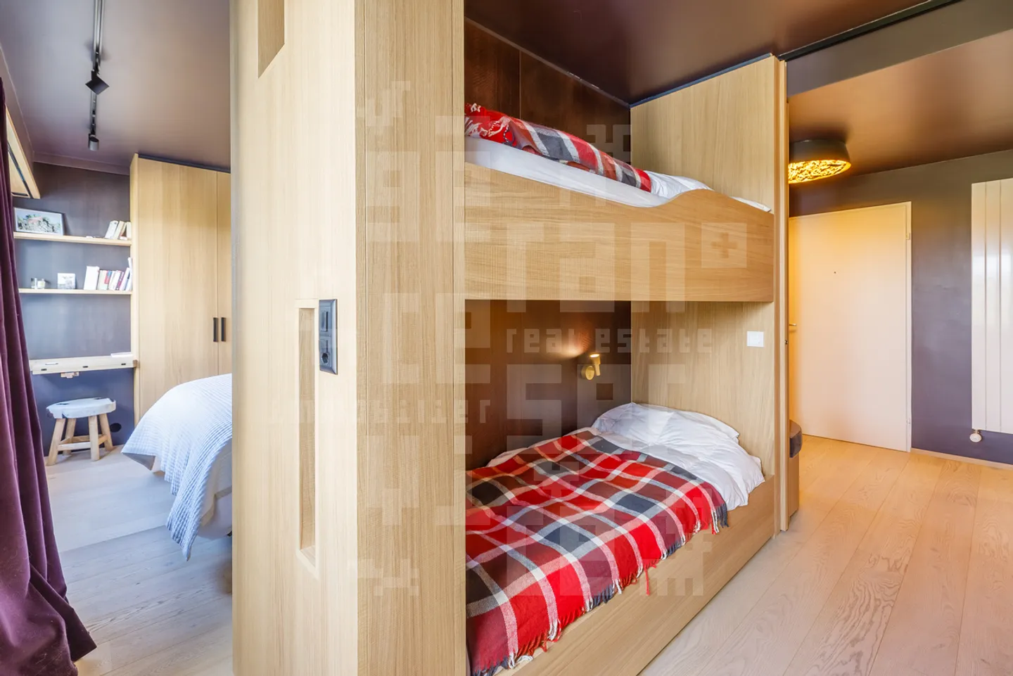 Appartement rénové à Villars - Photo 7 sur 13