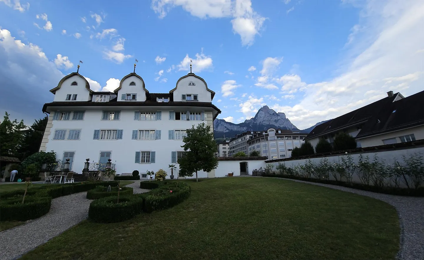 Vivere in un antico palazzo a Schwyz - Foto 1 di 13