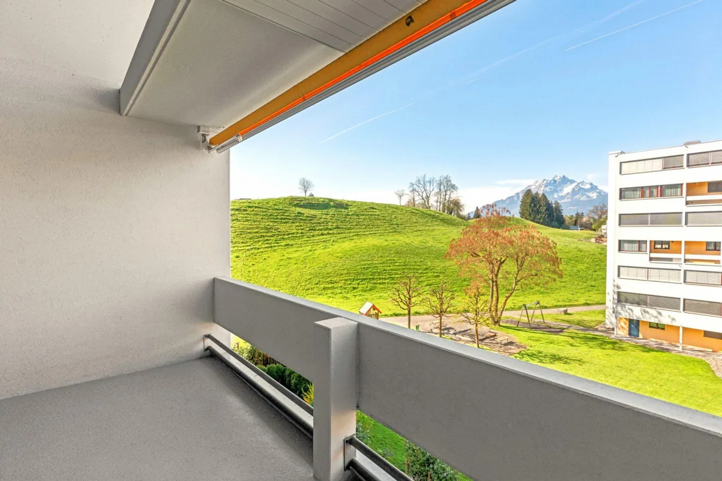 Appartement en duplex avec vue imprenable - Photo 6 sur 7