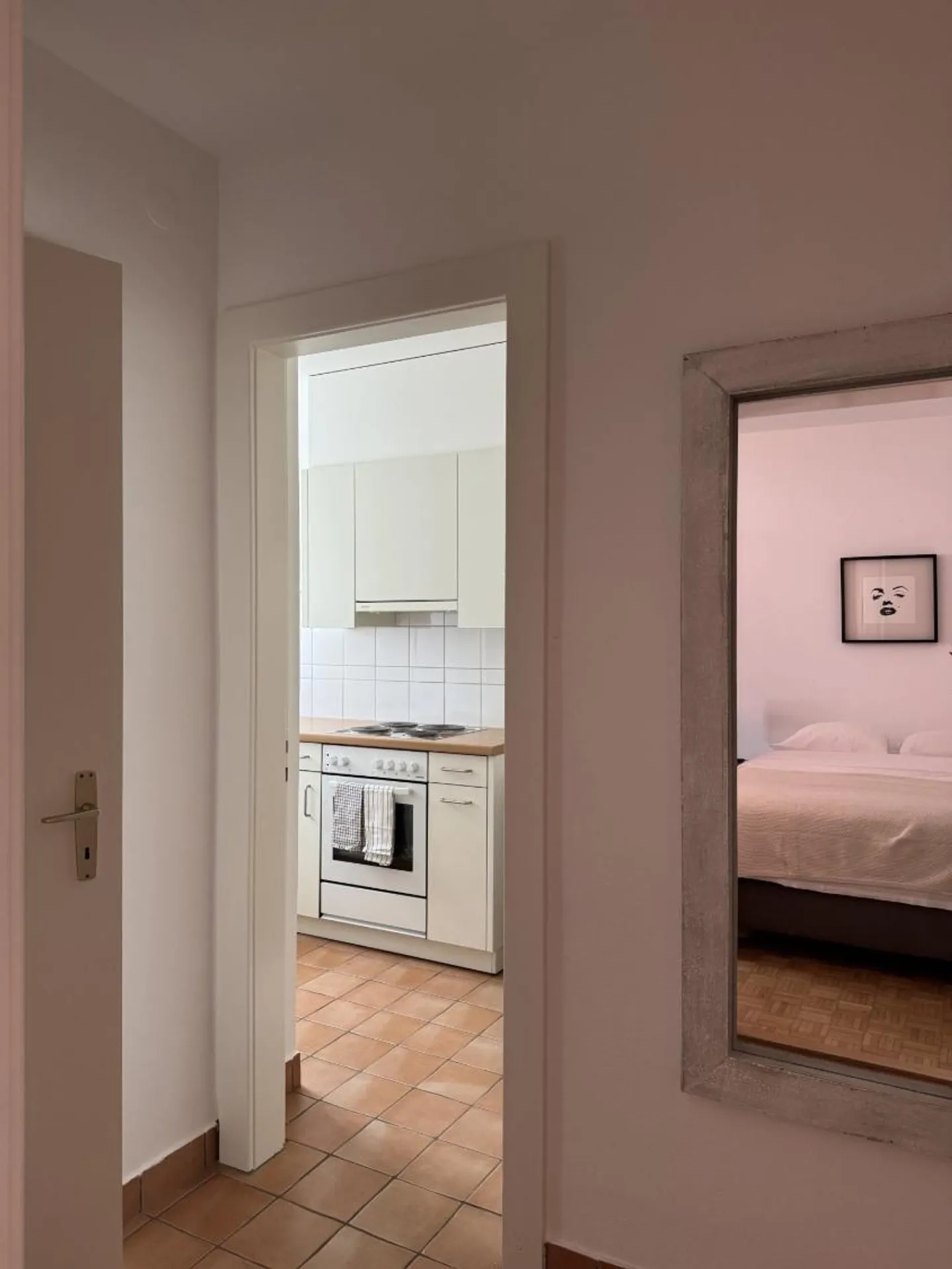 1.5-room apartment on the 2nd floor - Photo 7 of 9