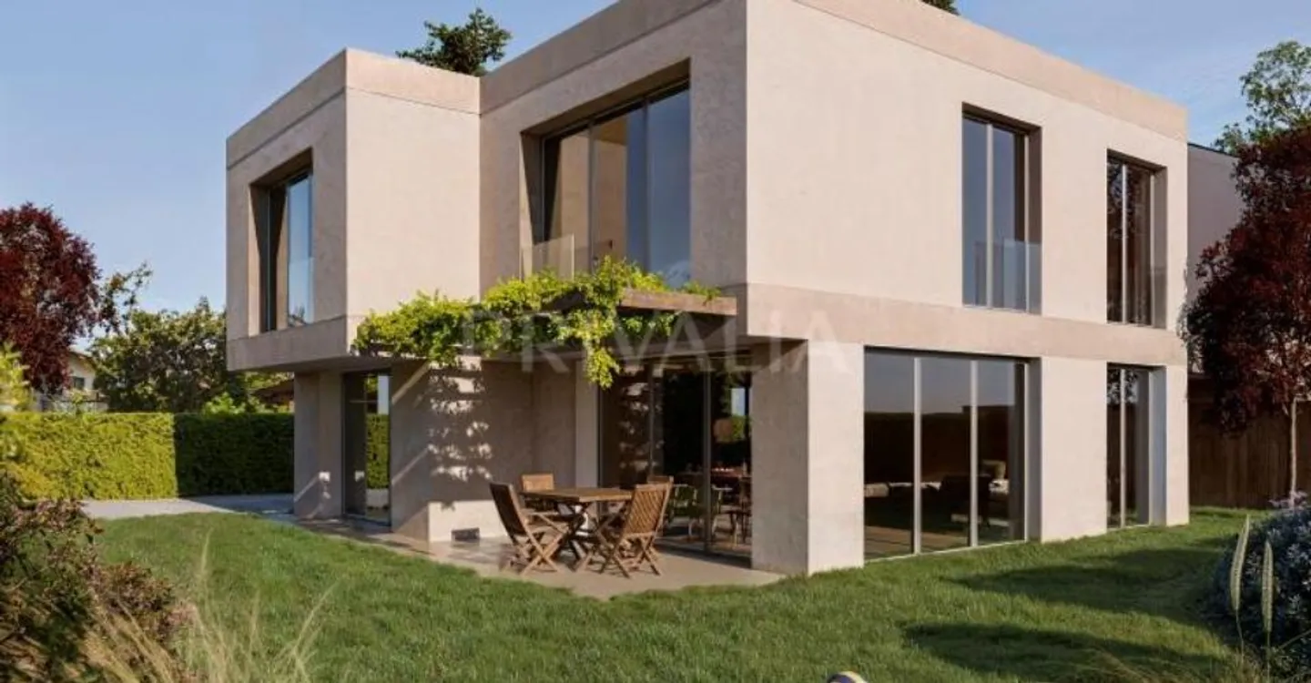 New contemporary villa with private garden - Photo 1 of 4