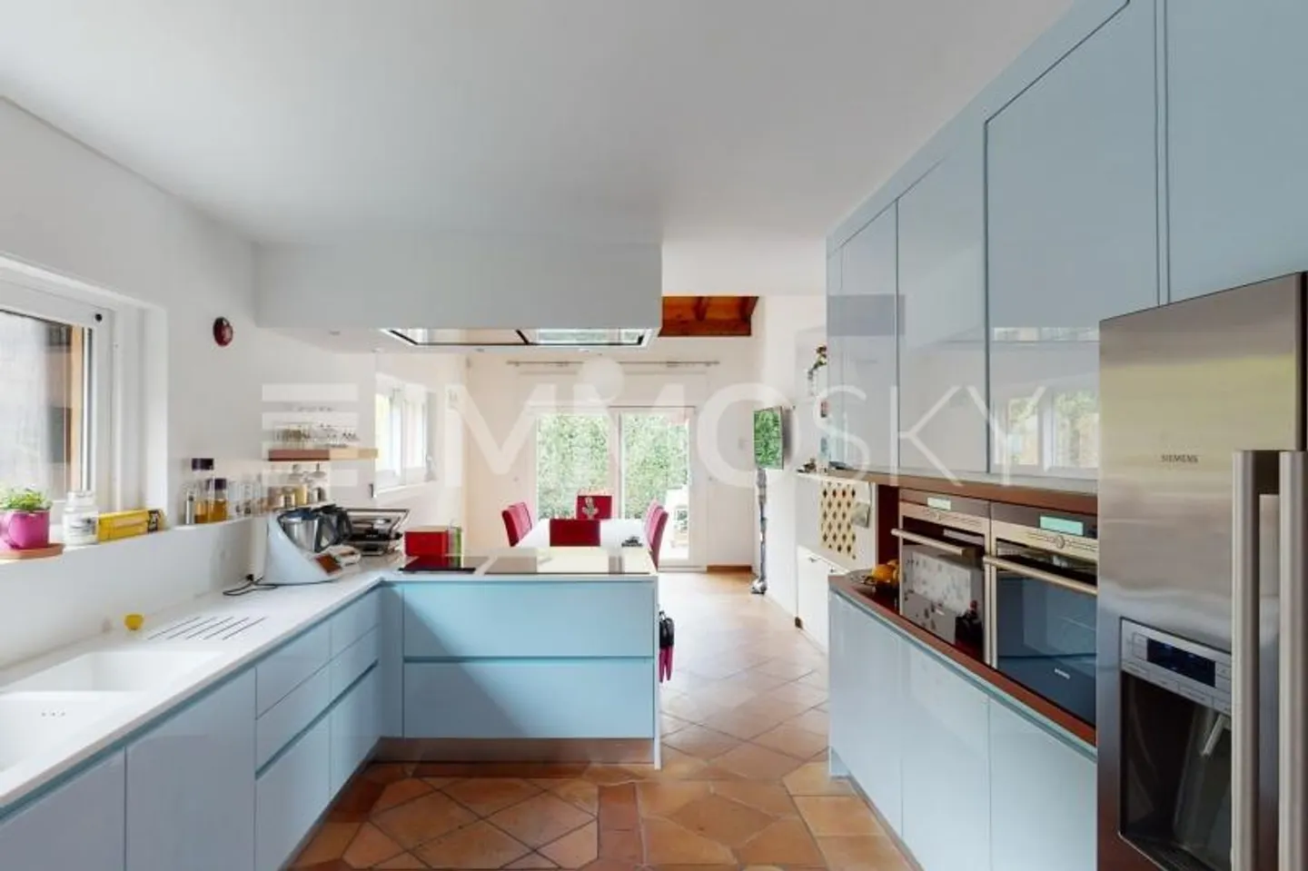 Spaziosa villa familiare con piscina - Foto 1 di 5