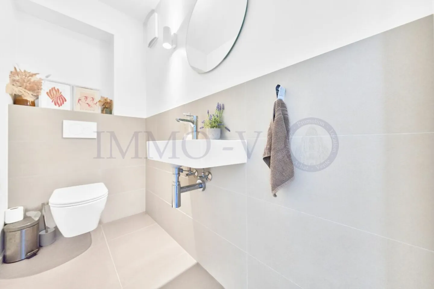 Moderne Wohnung mit großer Terrasse - Foto 9 von 9