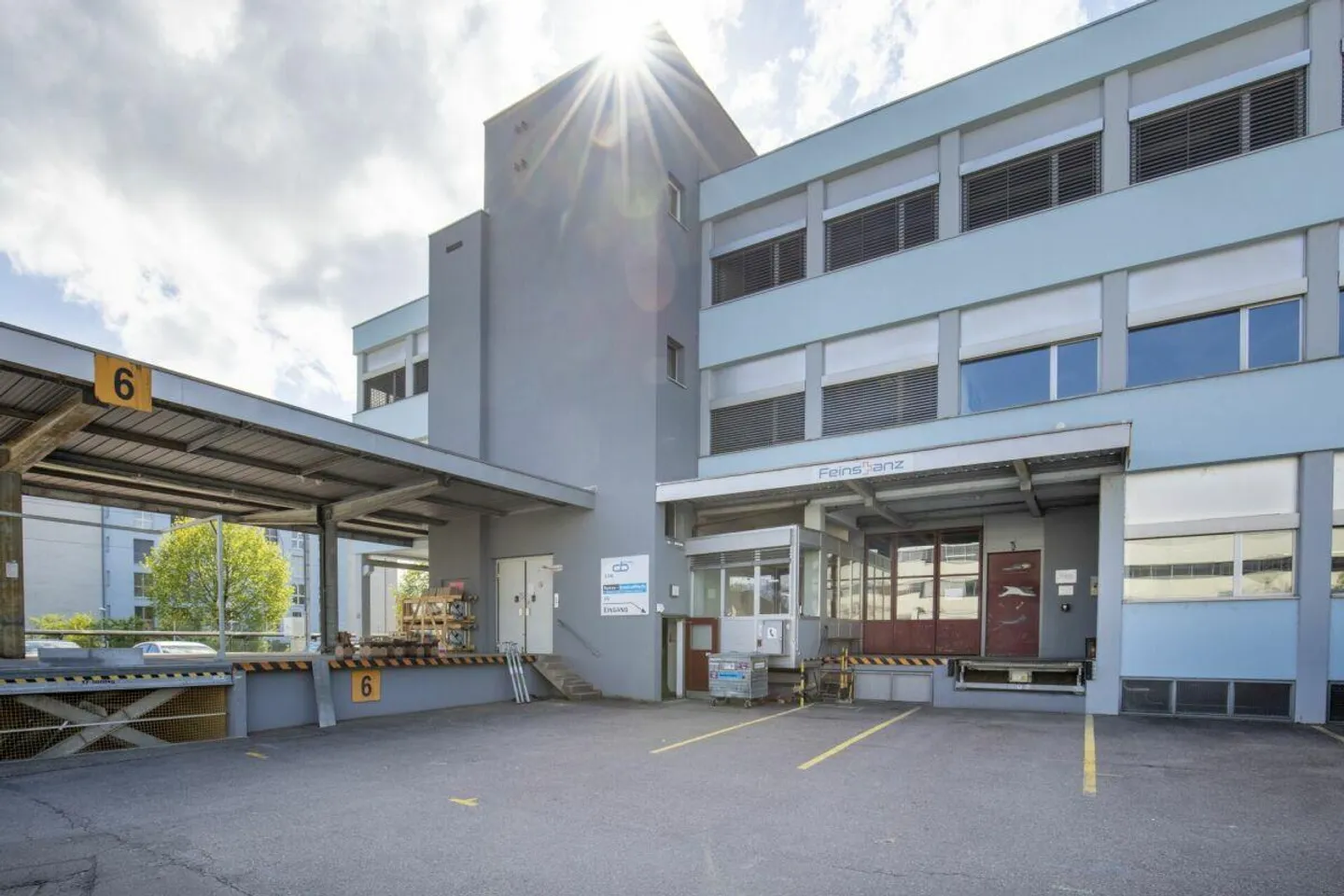 Versatile commercial hall with ramp near the center ... - Photo 1 of 8