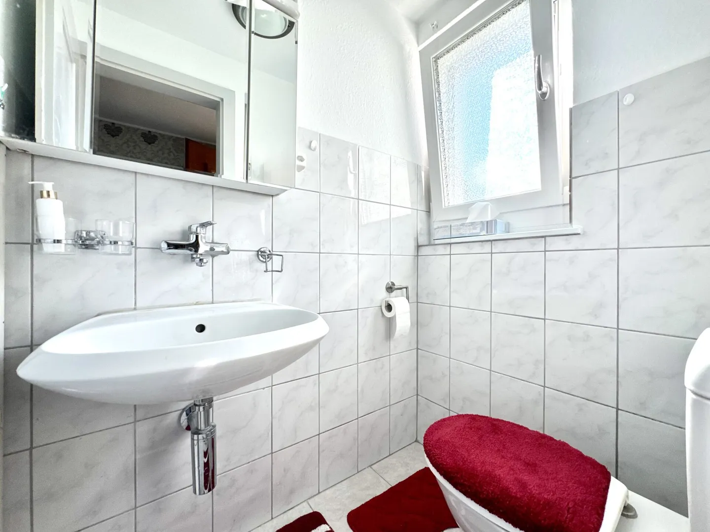 Family-friendly semi-detached house in a quiet residential area - Photo 10 of 25