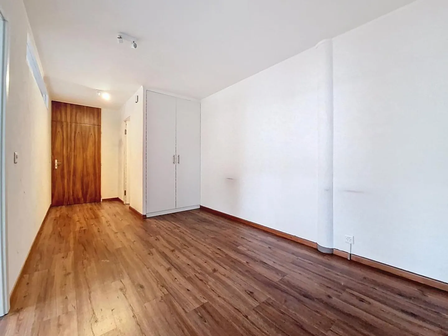 Sion – 3.5 Room Office / Cabinet in the City Center, Near Place du Midi - Photo 8 of 16