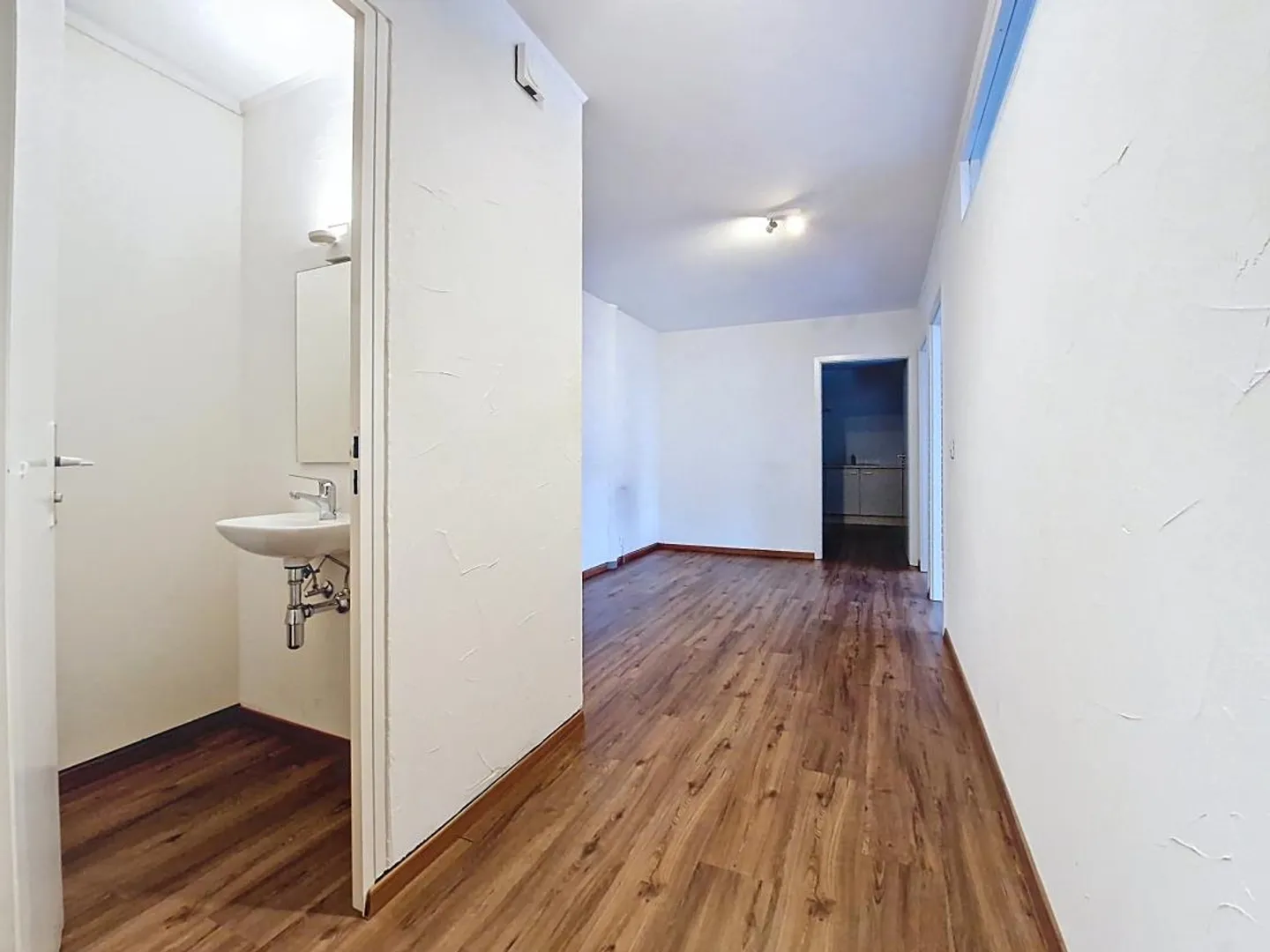 Sion – 3.5 Room Office / Cabinet in the City Center, Near Place du Midi - Photo 16 of 16