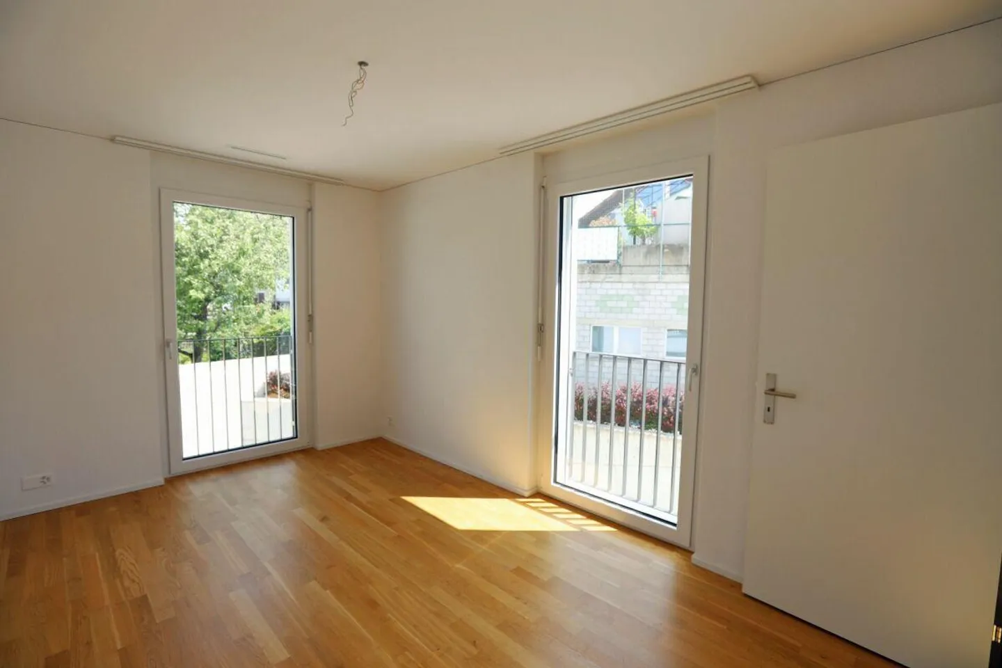 Moderno appartamento di 4,5 stanze con grande balcone! - Foto 4 di 13