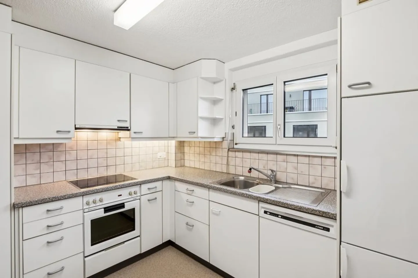 Family-friendly apartment in a quiet location - Photo 2 of 7