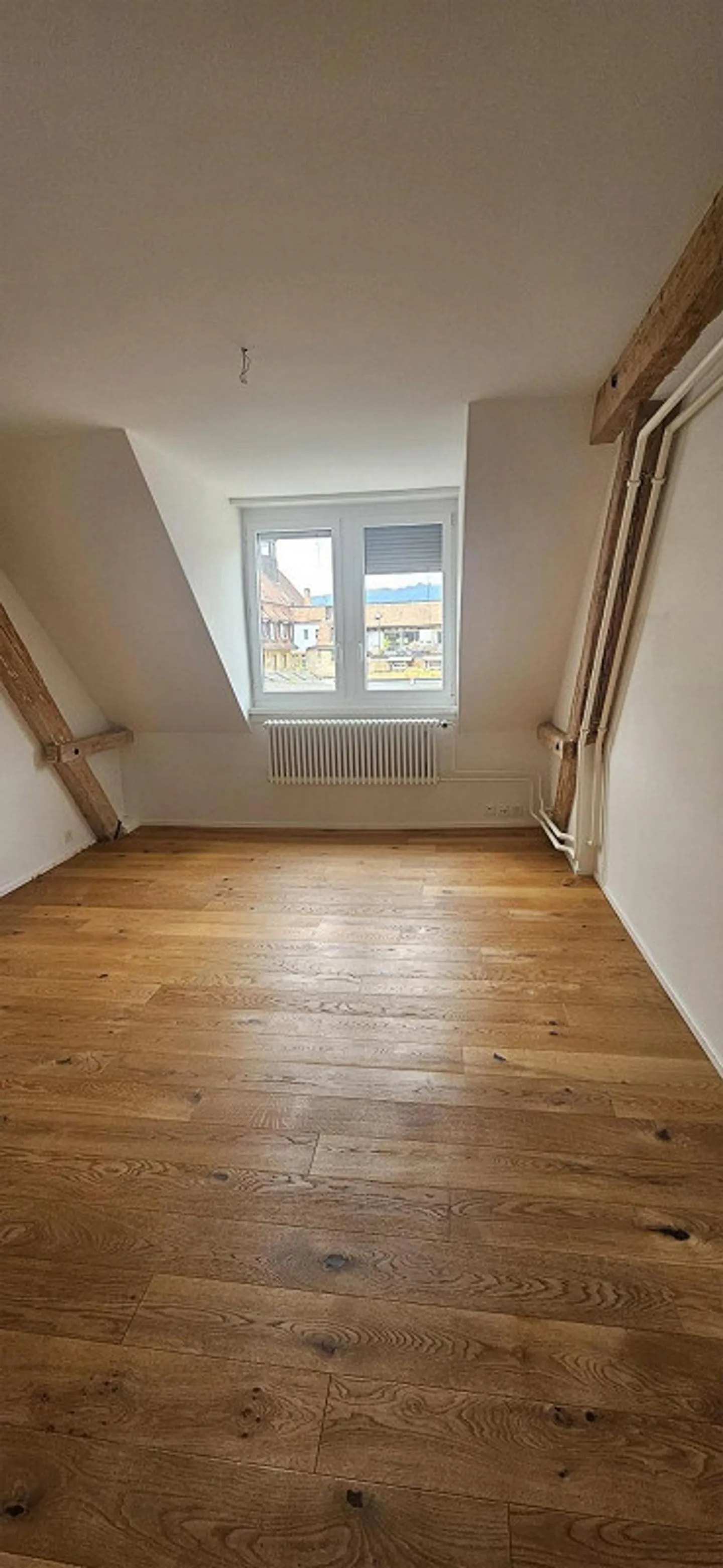 Charming 3.5-room maisonette apartment in Zurich - Photo 9 of 13