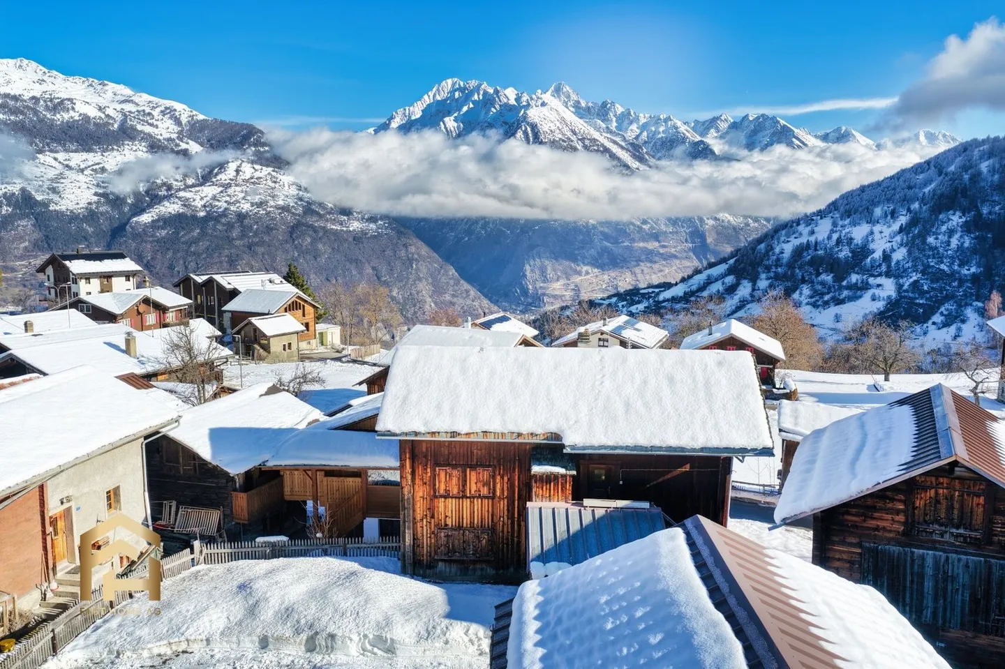 Comprehensively renovated Valais house with two separate living units - Photo 1 of 13