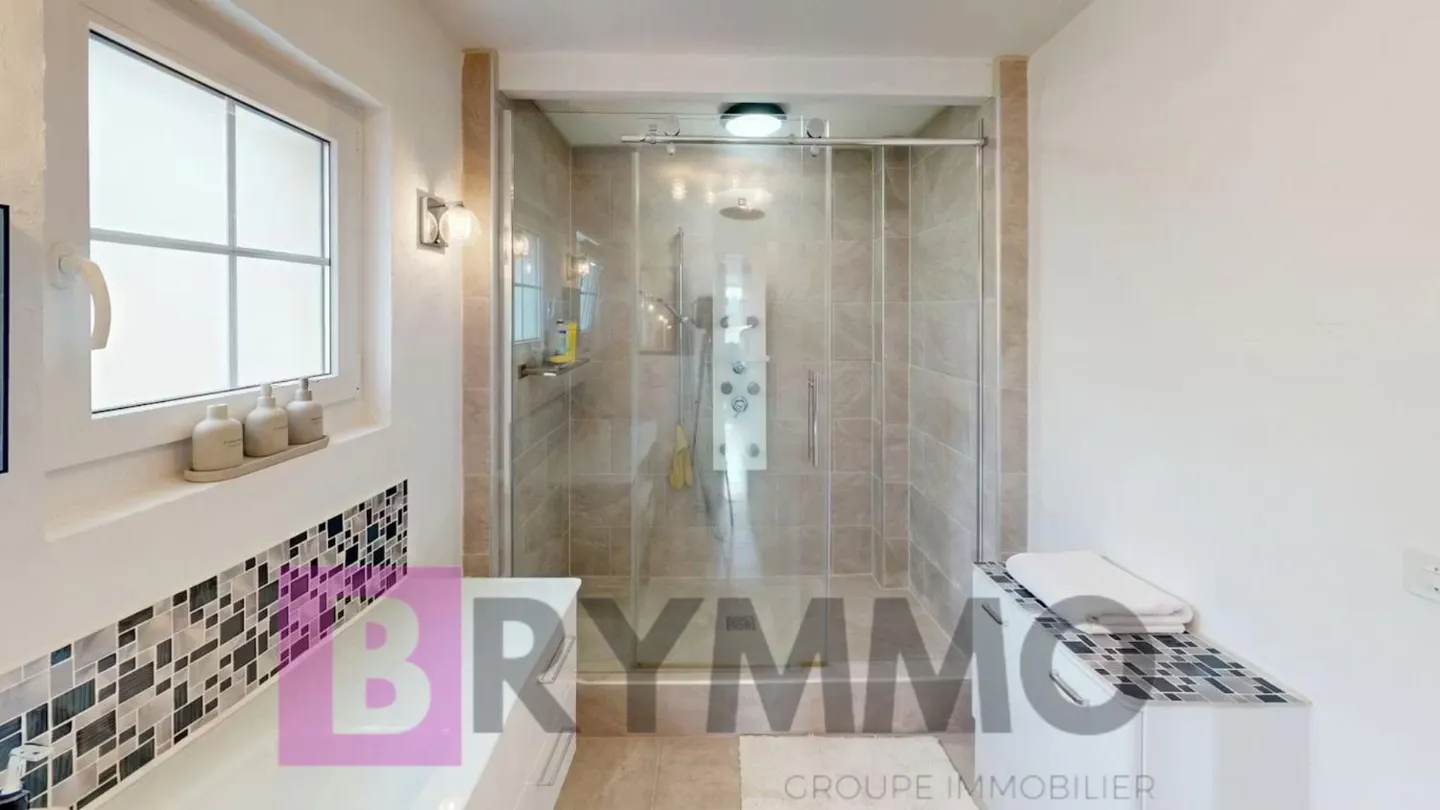 Maison jumelée avec 5,5 pièces au cœur de la ville de Gland - Photo 8 sur 15