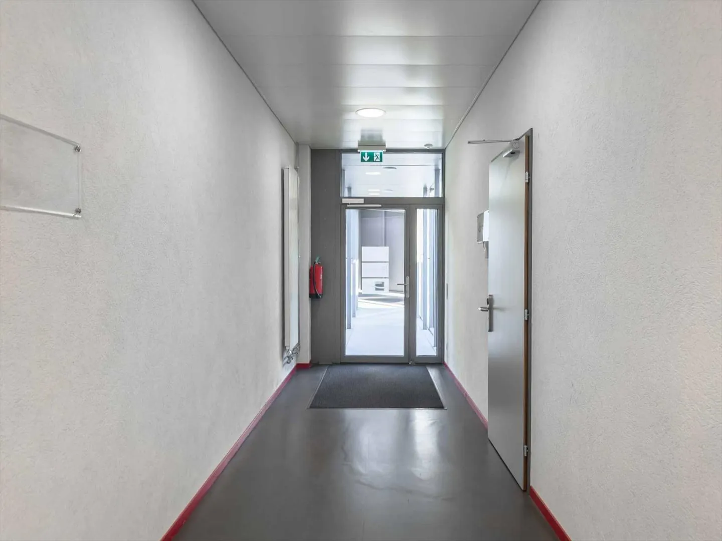 Bright office of 174m² in Carouge - Photo 9 of 9