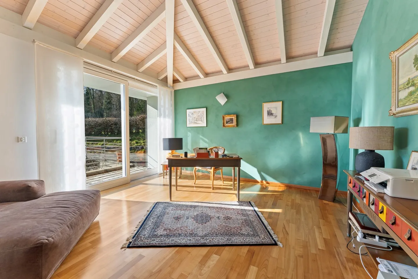 Property with panoramic lake view - Photo 6 of 8