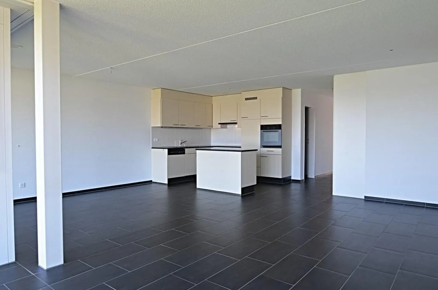 Geräumige 4.5-Zimmer-Wohnung - Foto 1 von 7