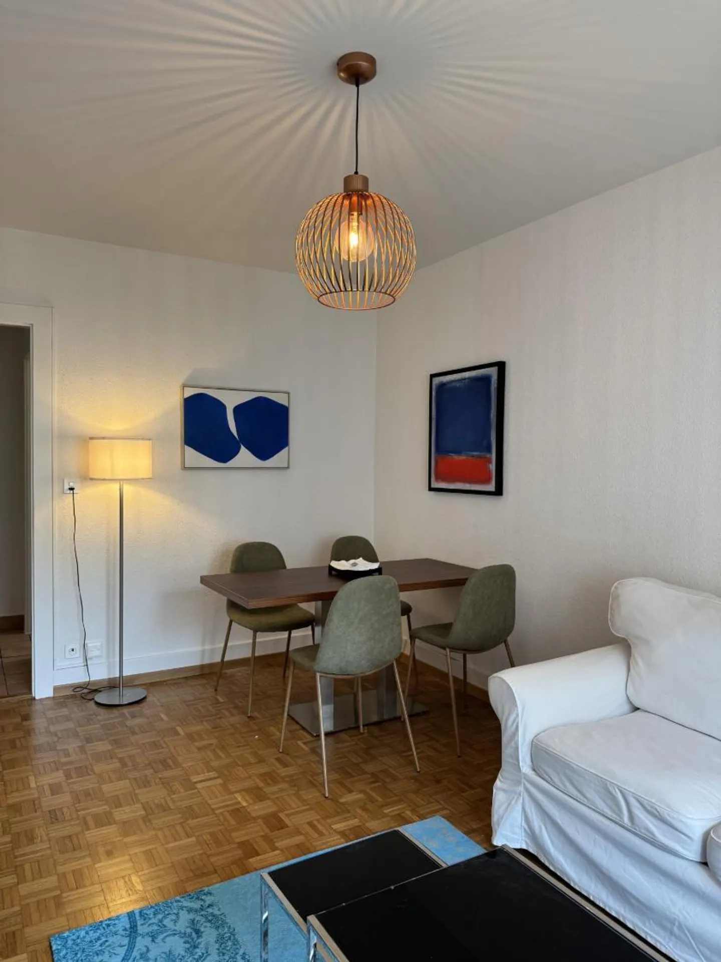 Charmante 2.5 Zimmer Wohnung - Foto 2 von 10