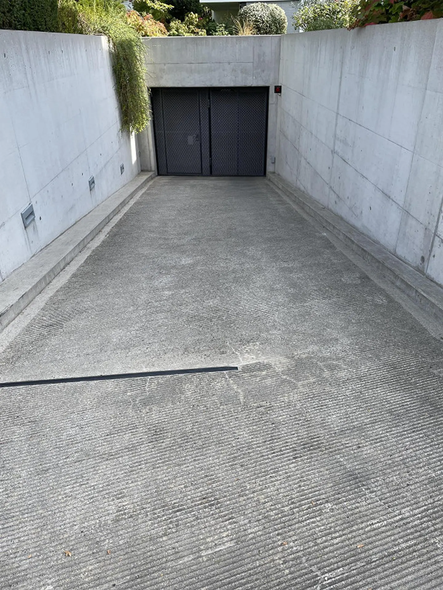 Posto auto in affitto su Bruderholz - Foto 1 di 3