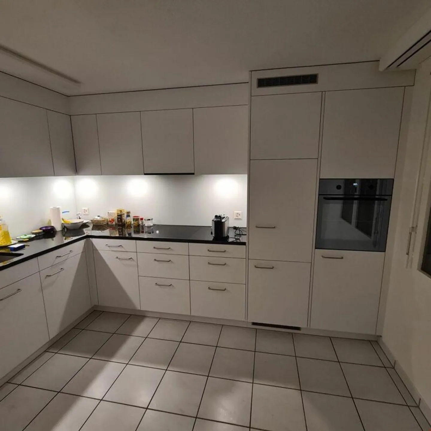 Ampio, luminoso appartamento 3.5 locali 95m2 - Foto 2 di 14