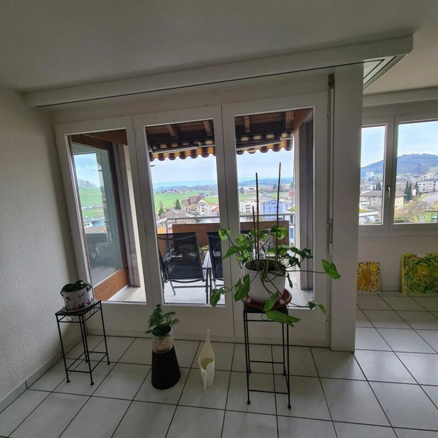 Ampio, luminoso appartamento 3.5 locali 95m2 - Foto 5 di 14