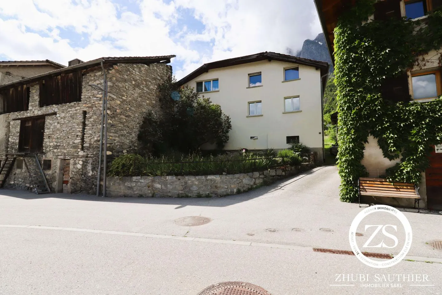 Charmante Maison de Village avec Terrain - Photo 5 sur 18