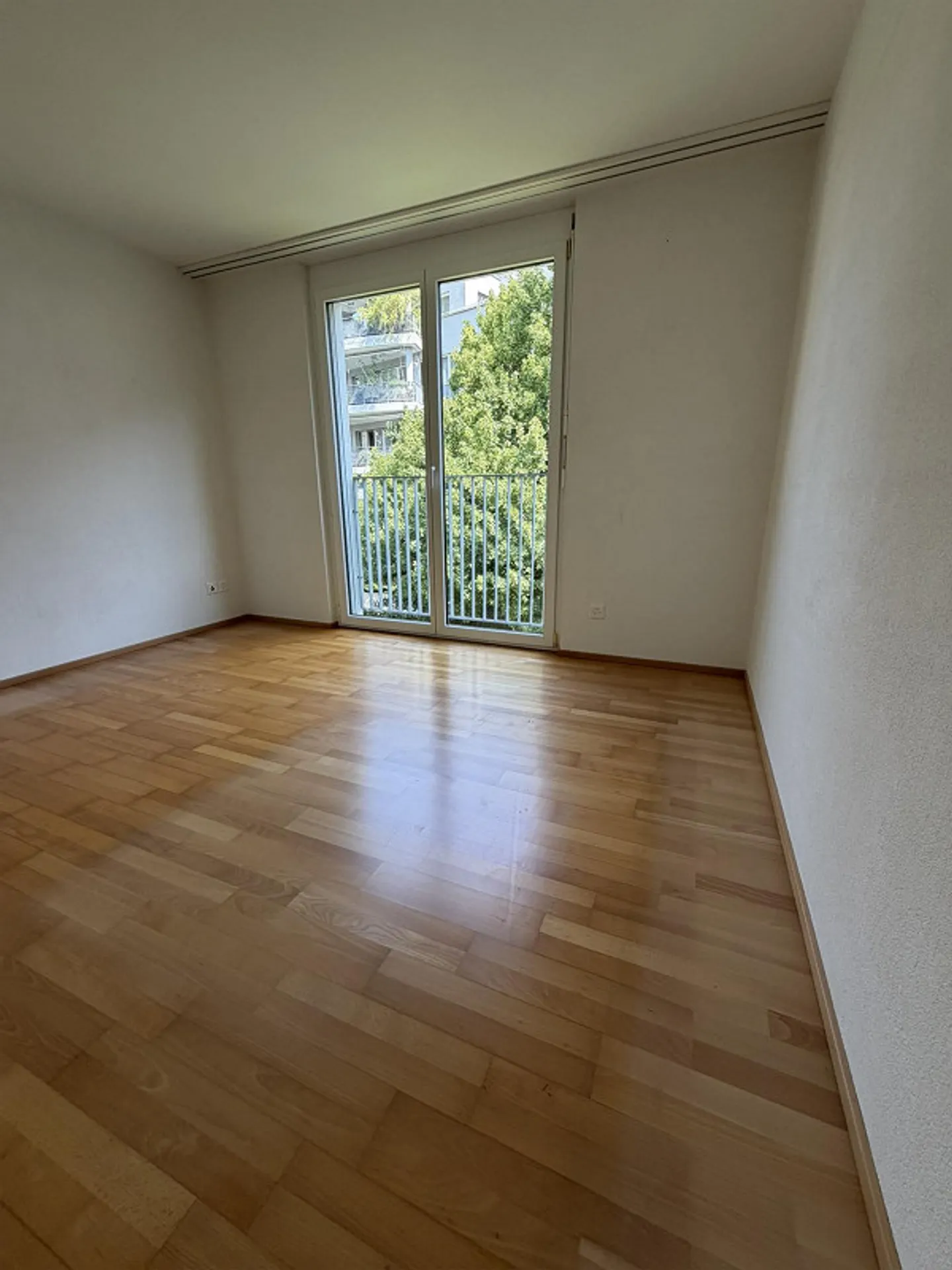Grosszügige 4.5 Zimmerwohnung - Foto 8 von 9