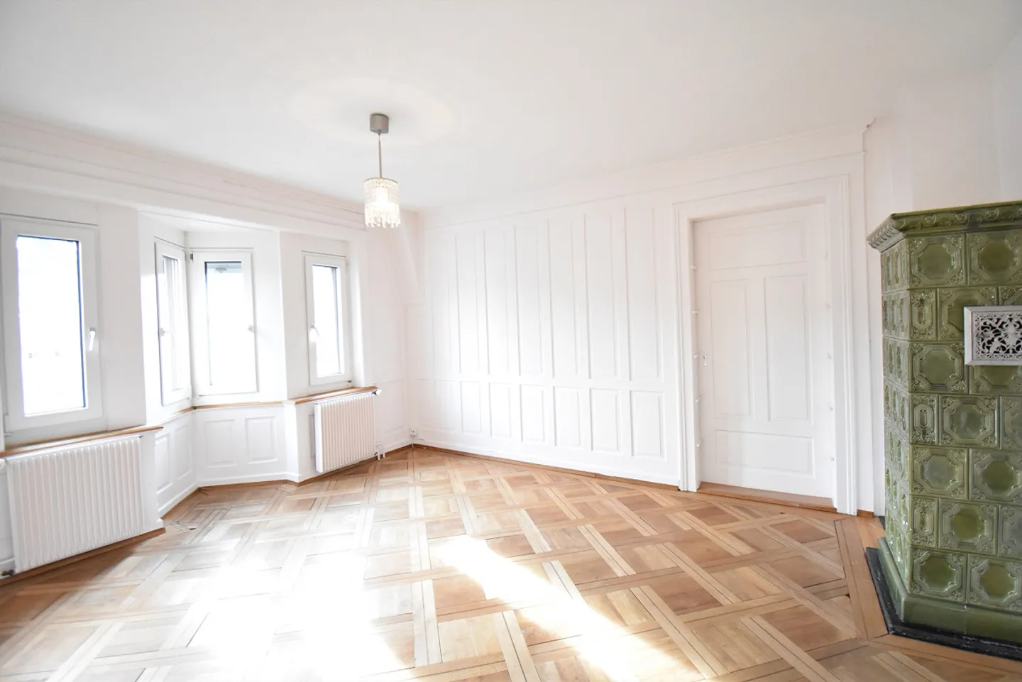 Beautiful old-style apartment - Photo 1 of 4