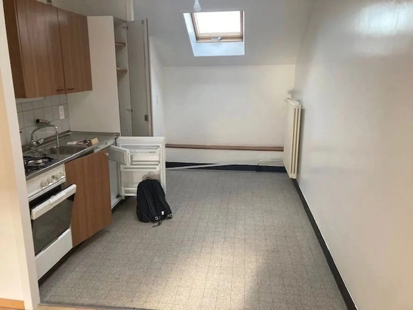Charming 3-Room Apartment in Carouge - Photo 2 of 6