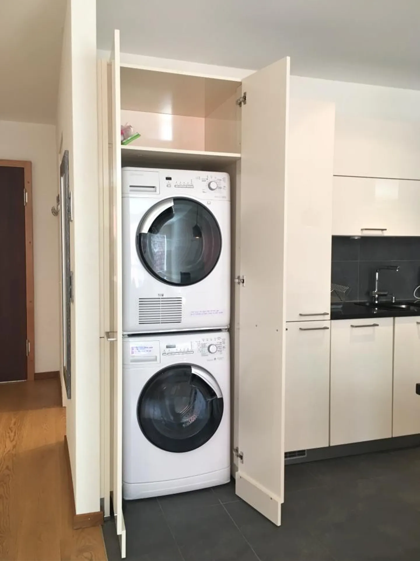1-room apartment - Photo 8 of 9