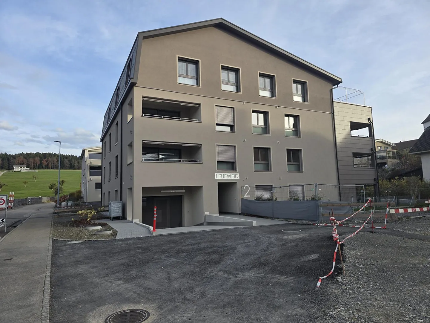 FIRST RENTAL: exclusive new 4.5-room apartment (116 m2) - Photo 1 of 11