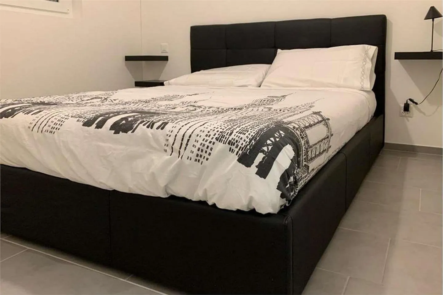Beautiful furnished 2.5-room apartment Chiasso - Photo 3 of 8