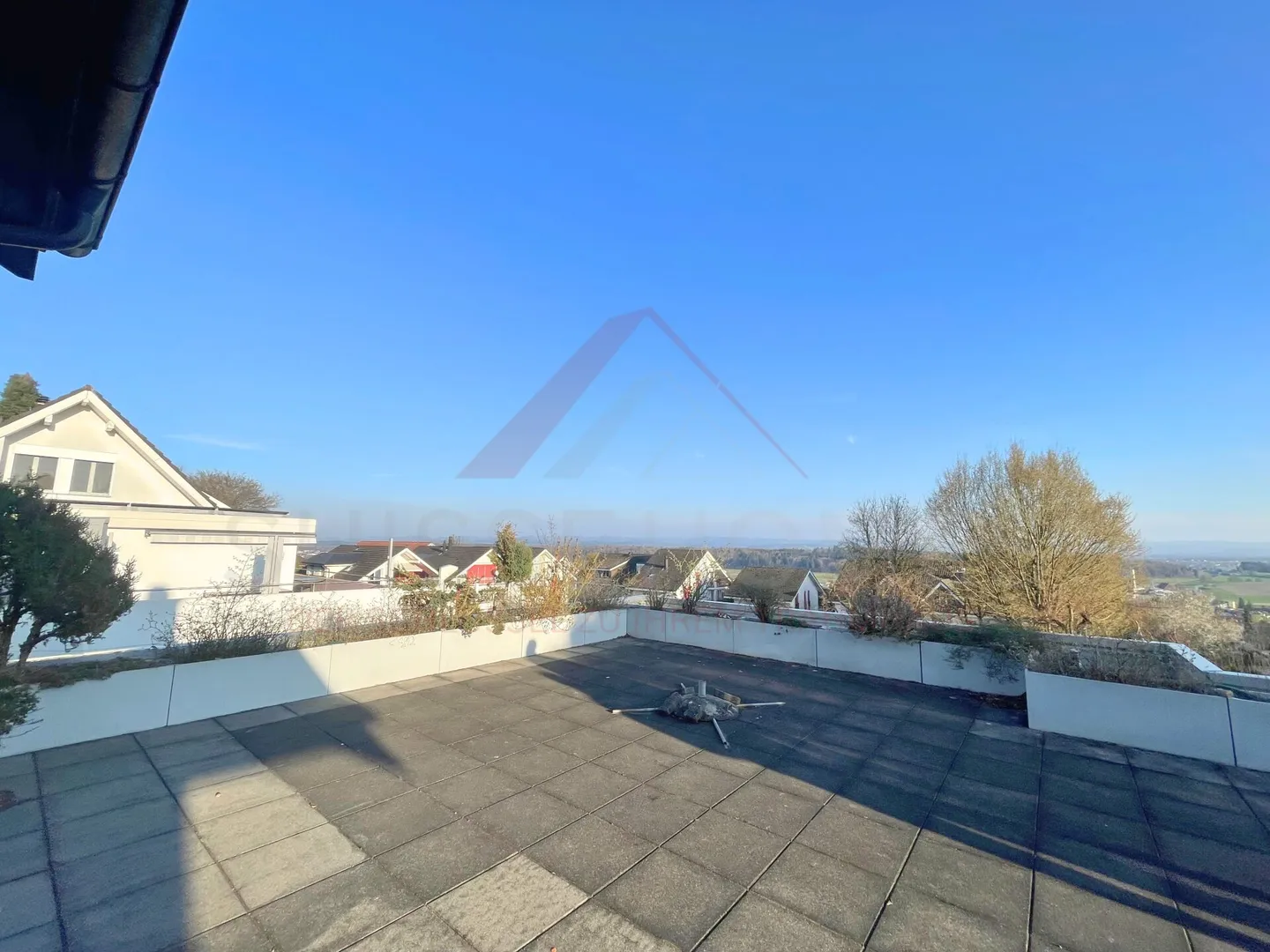 Living with a View - 5.5 Room House in the Best Location of Lohn-Ammannsegg - Photo 14 of 29